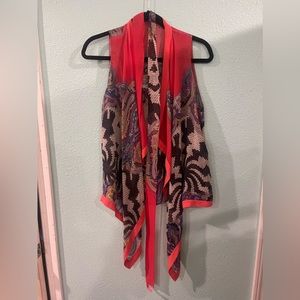 Chic Women's Red and Black Paisley Top